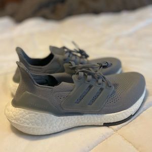 Adidas Ultraboost 21